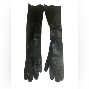 Elegant Black Leather Gloves